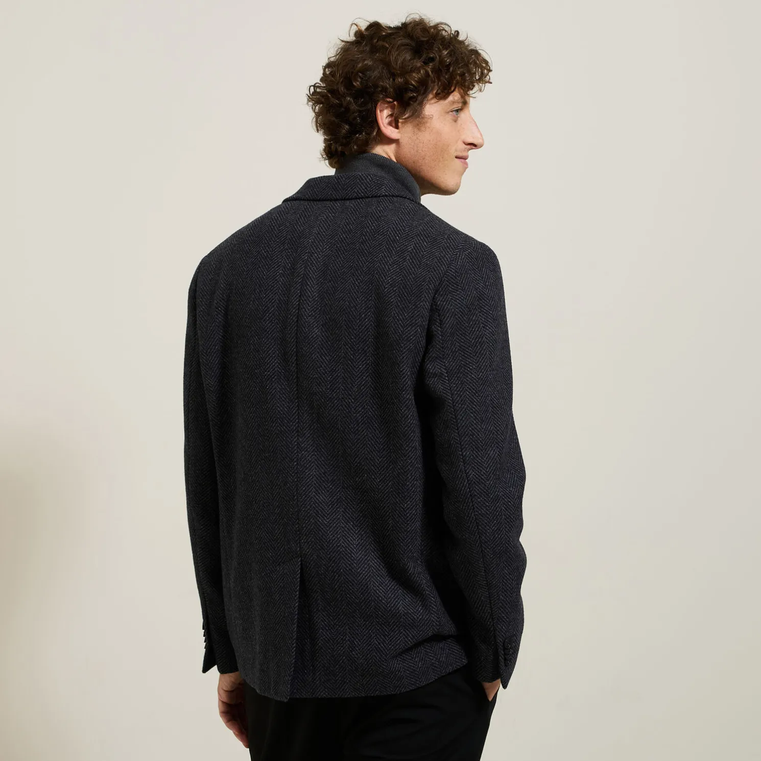 Blazerjasje met visgraatmotief