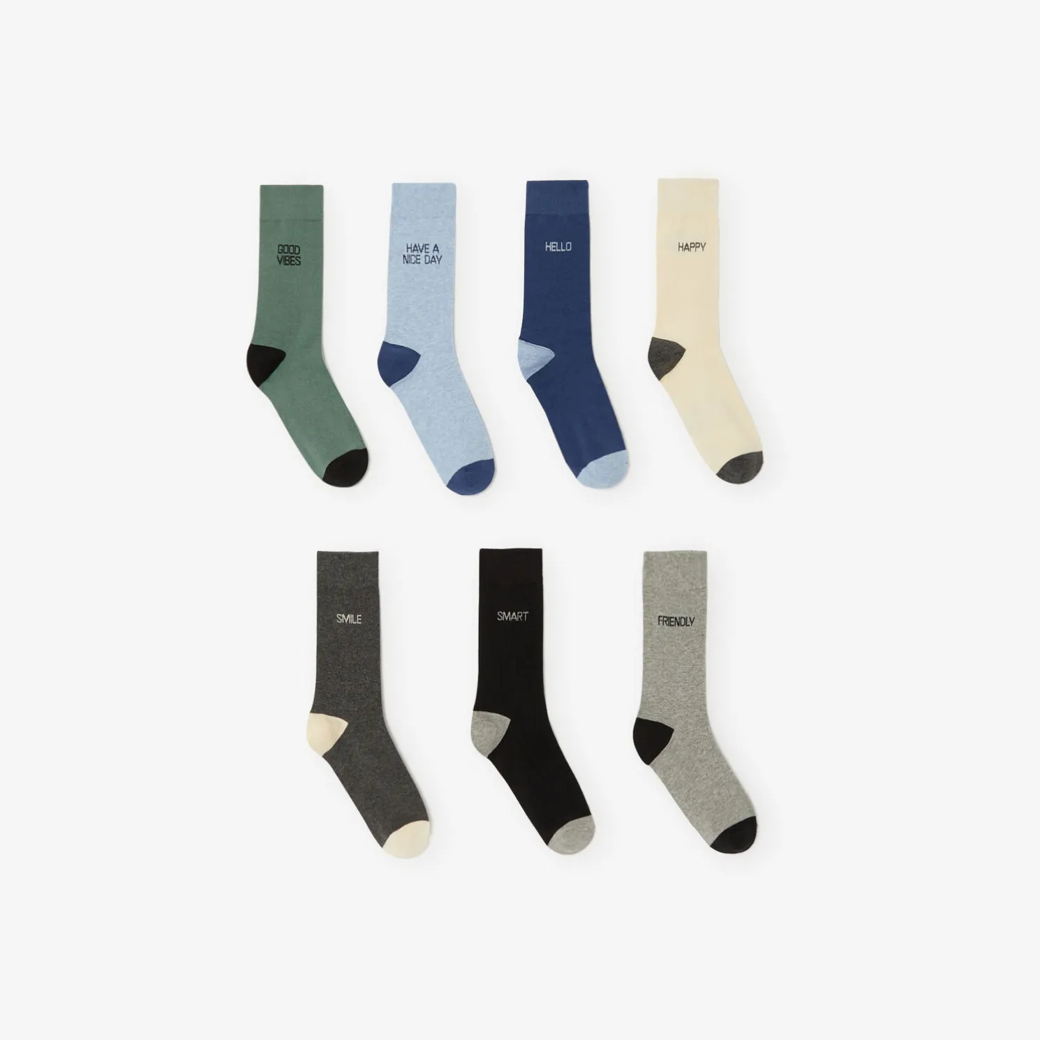 Box van 7 paar fantasiesokken