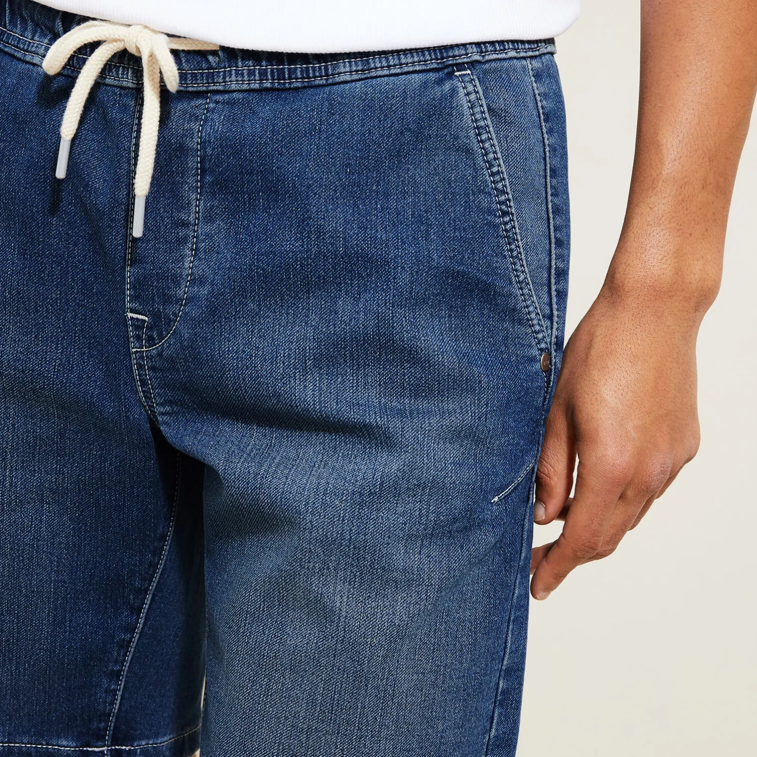 Denim bermuda met tricot effect