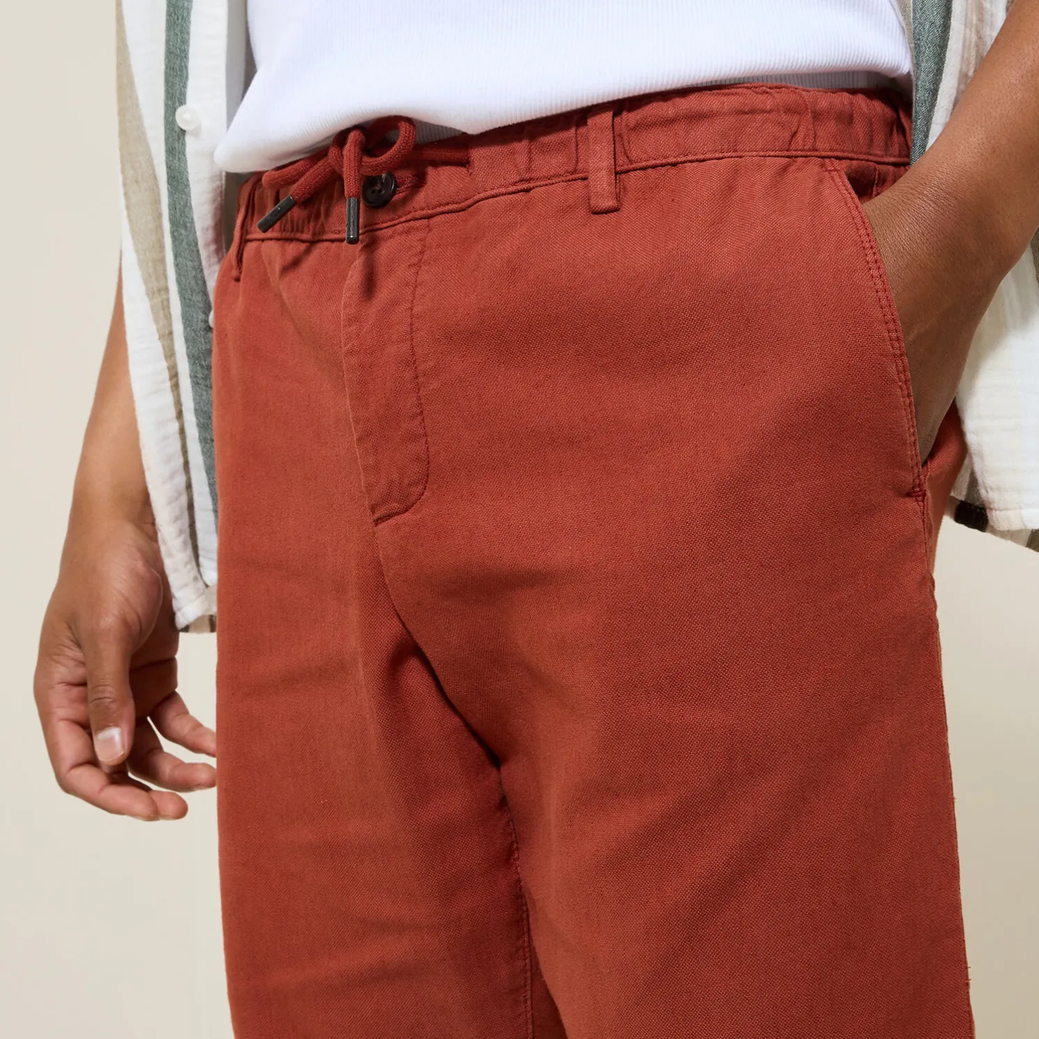 Effen bermuda in katoen en linnen