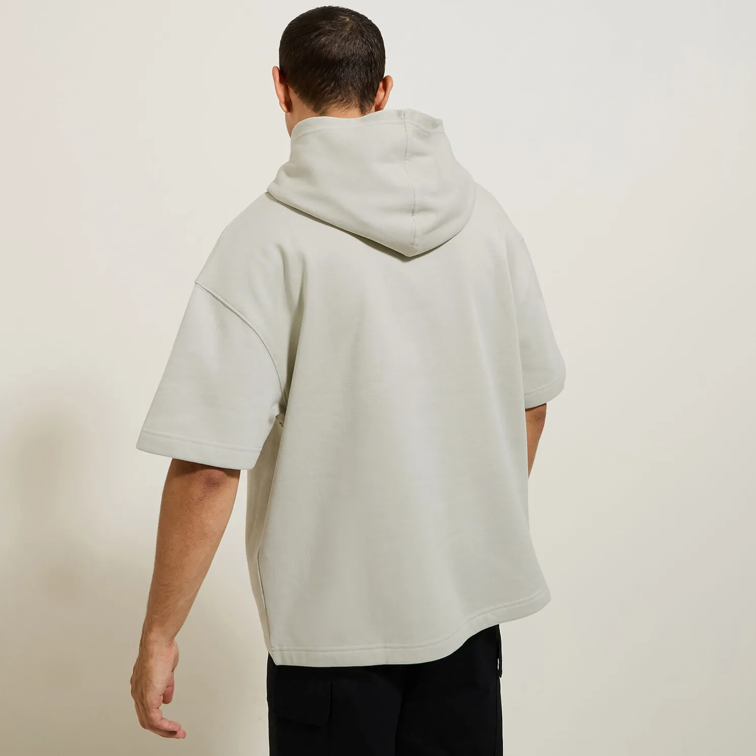 Effen sweater met kap en korte mouwen