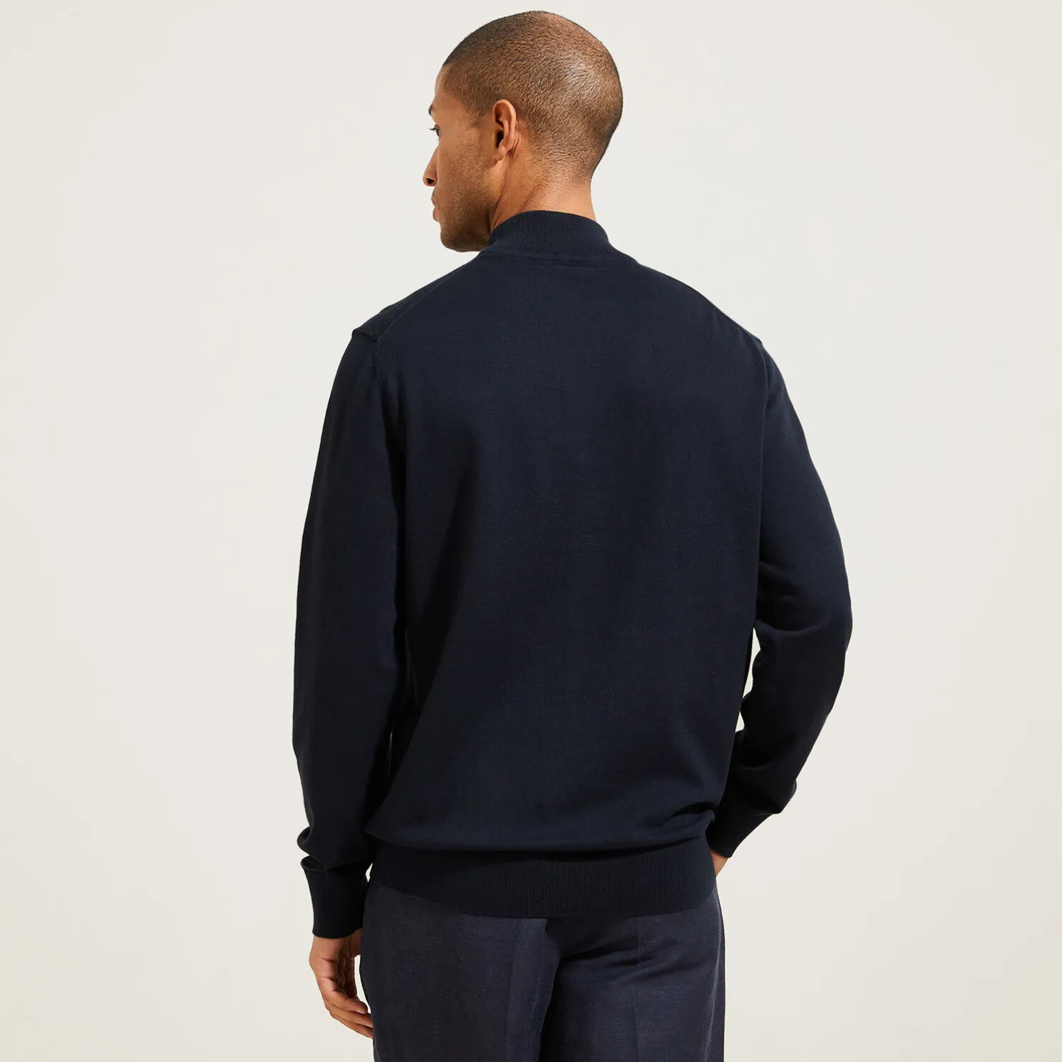 Essentiële trui met schoorsteenkraag