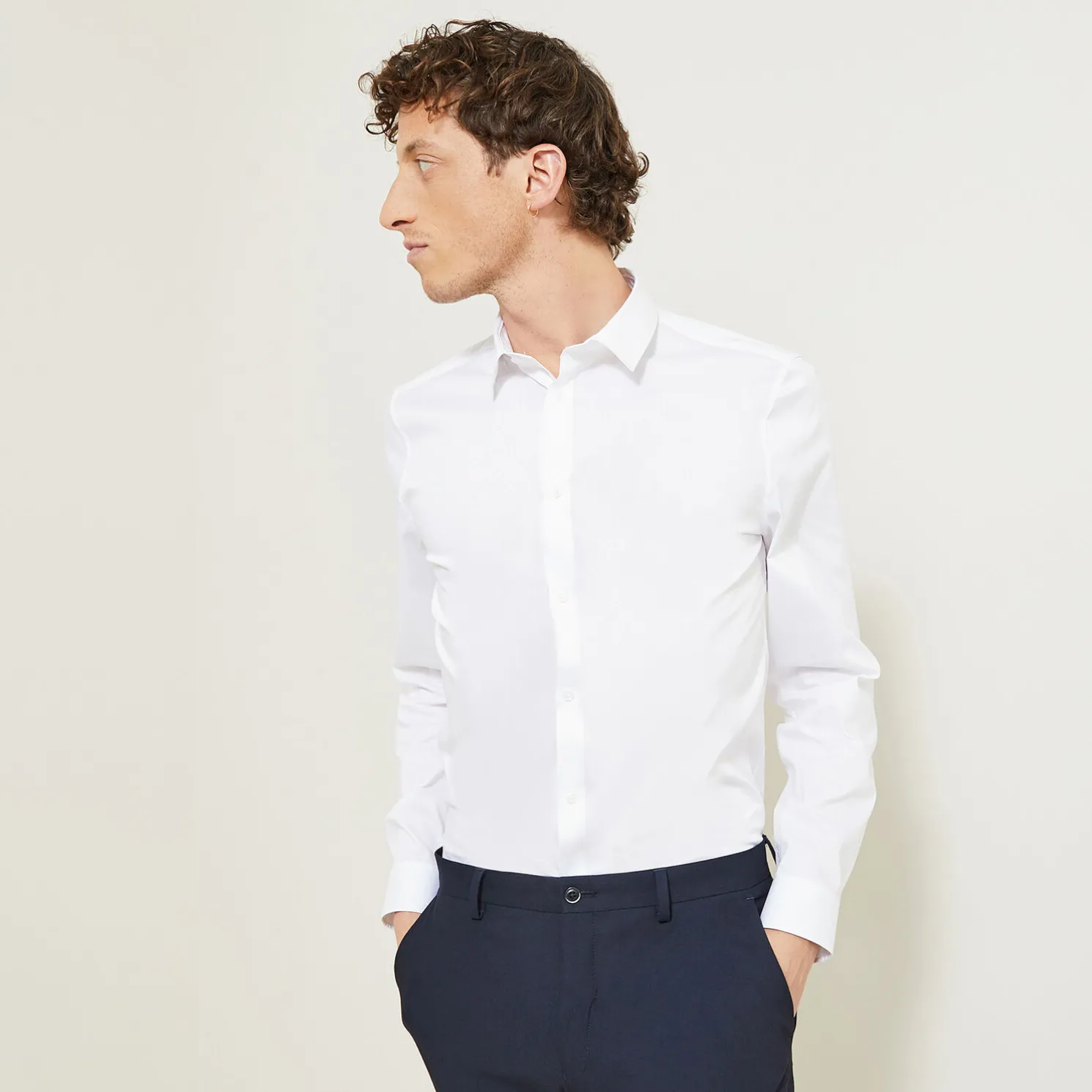 Extraslim effen hemd in gerecyclede polyamide
