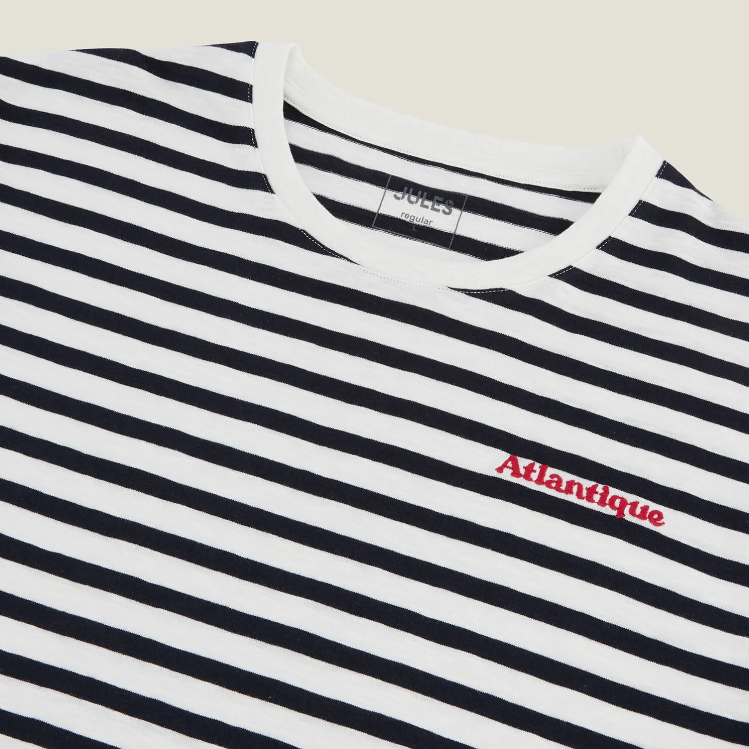 Geborduurde marine-T-shirt