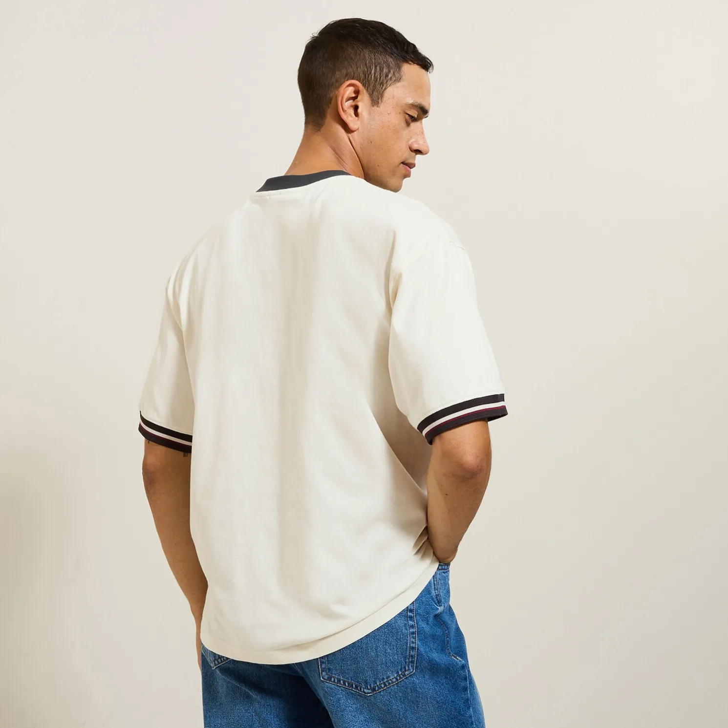 Iconisch T-shirt 1996 met contrasterende ronde hal