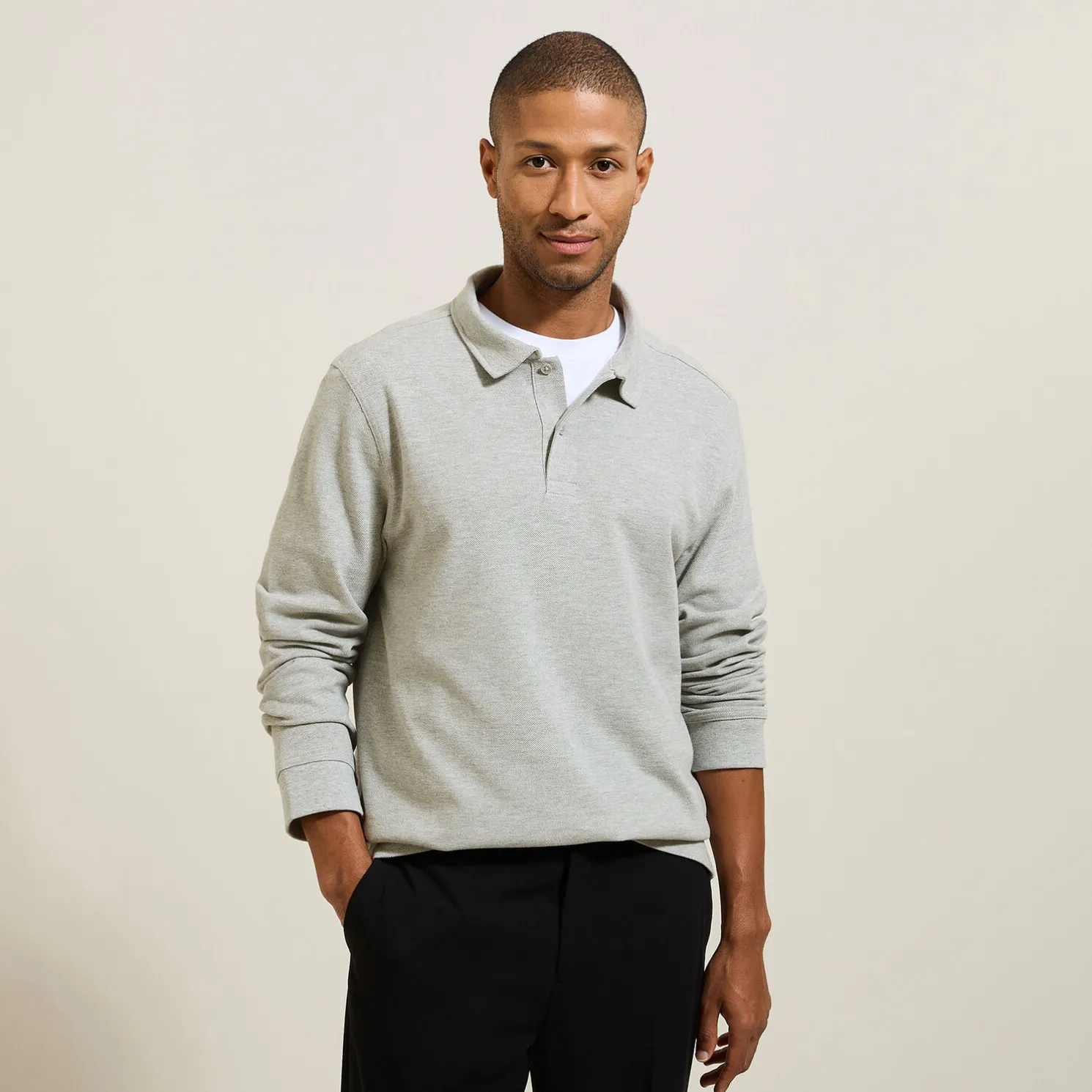 Polo in piquéstof met lange mouwen en relax snit