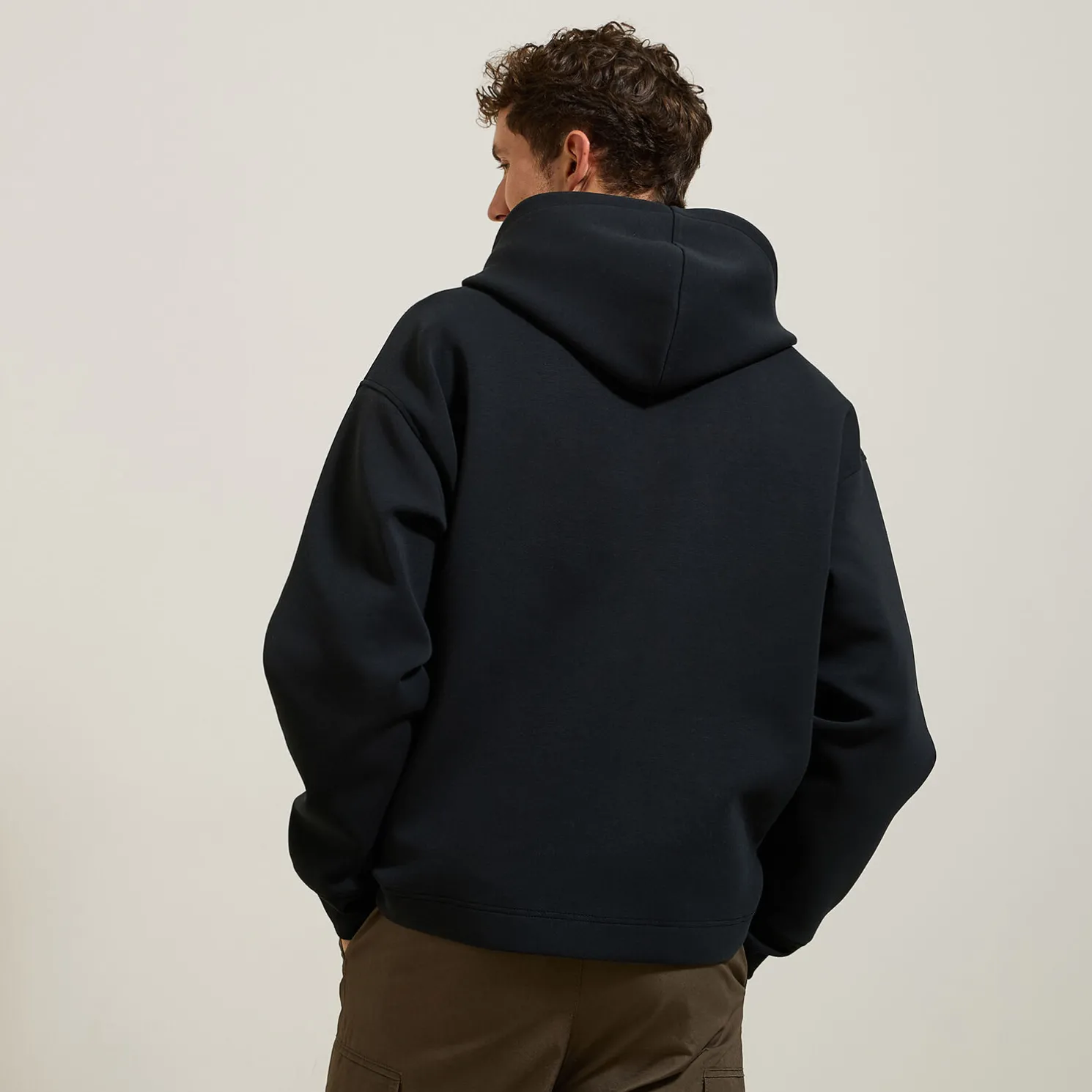 Rechtvallende oversized sweater met kap