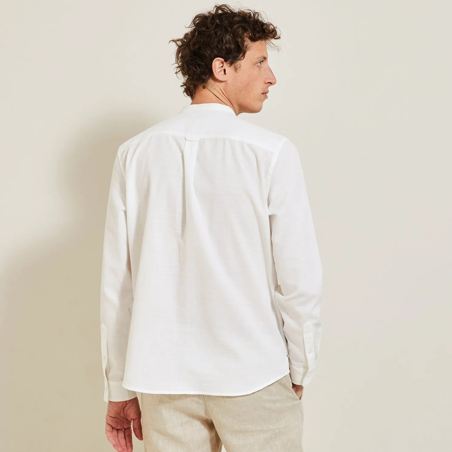 Regular effen hemd in gerecycled getextureerd kato