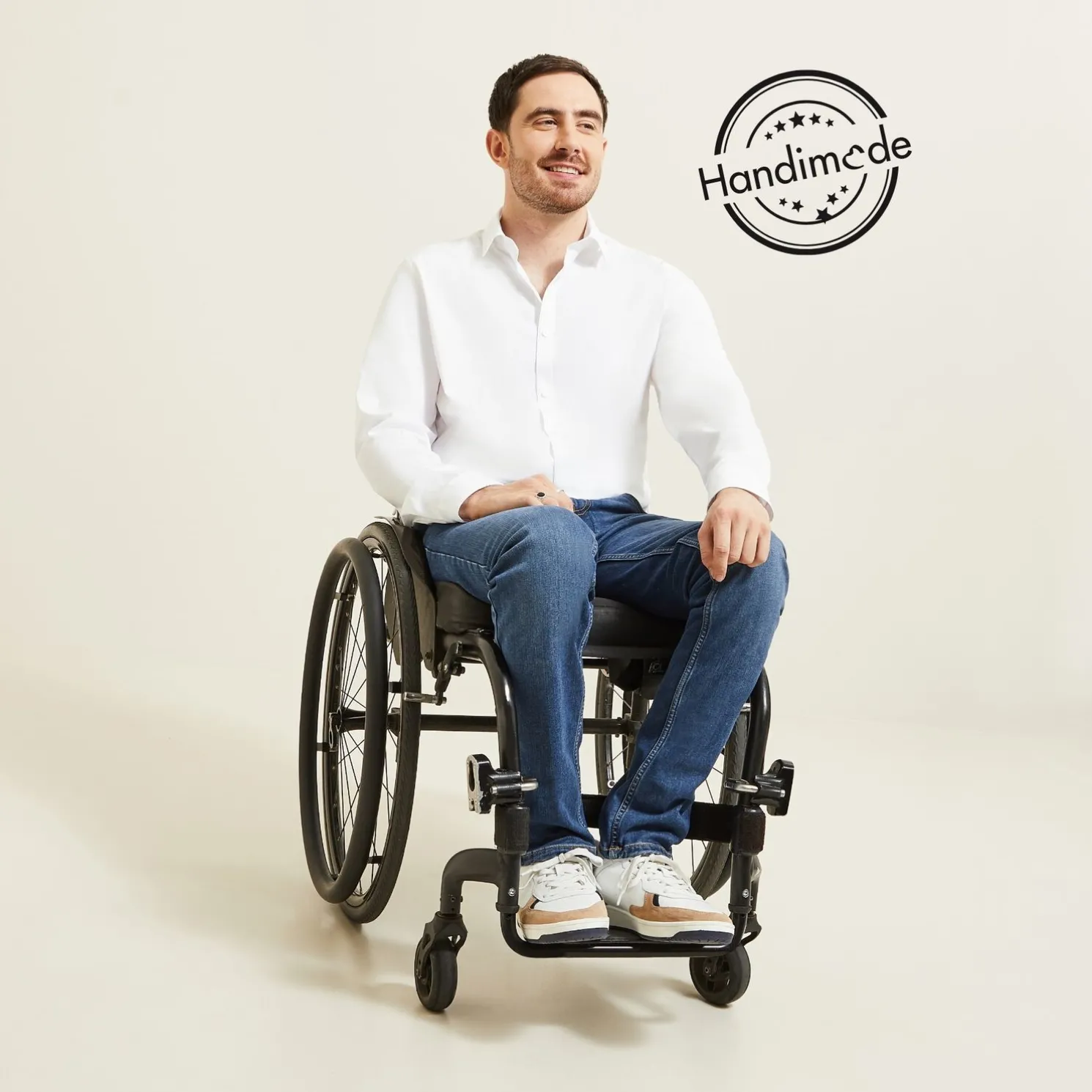 Regular hemd voor personen met beperkte mobiliteit