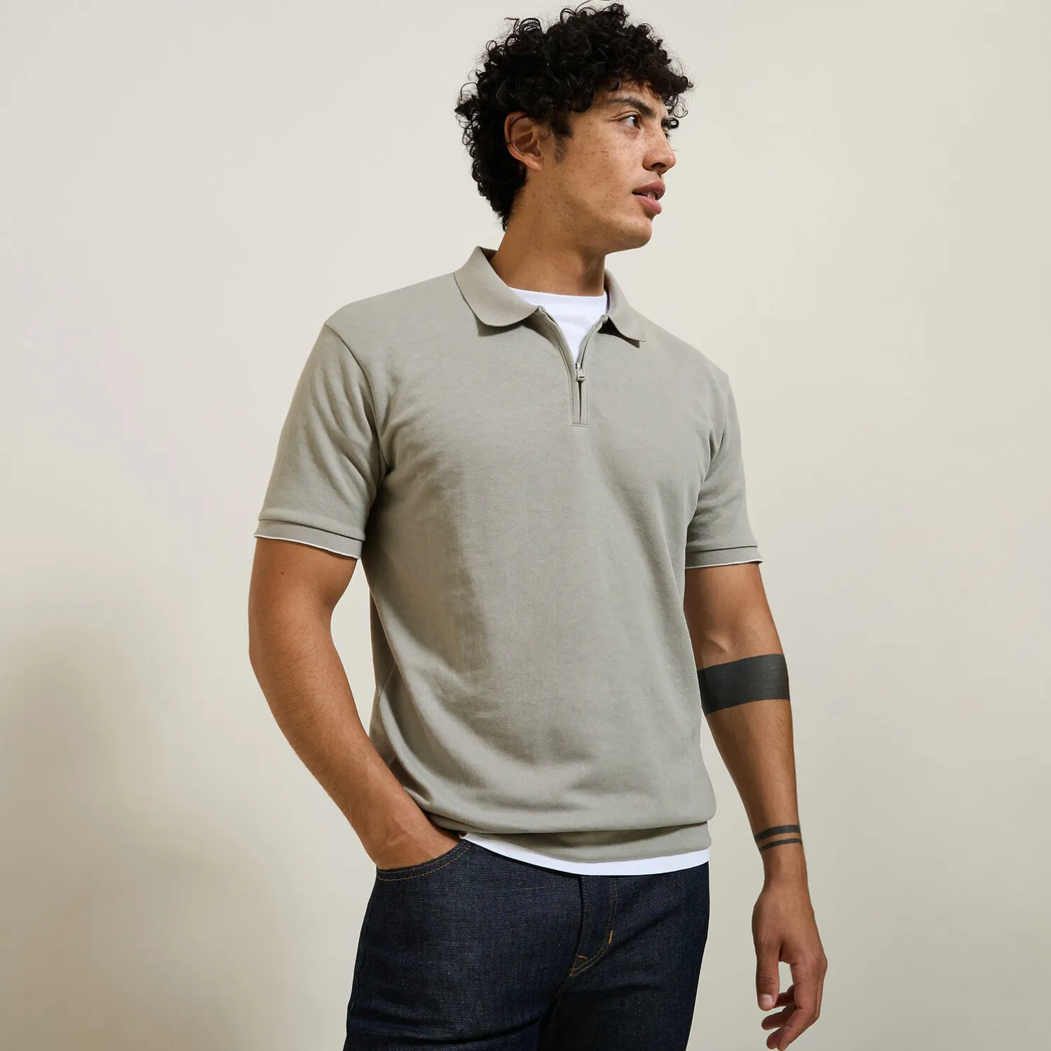 Relax polo in textuurstof met korte mouwen en polo