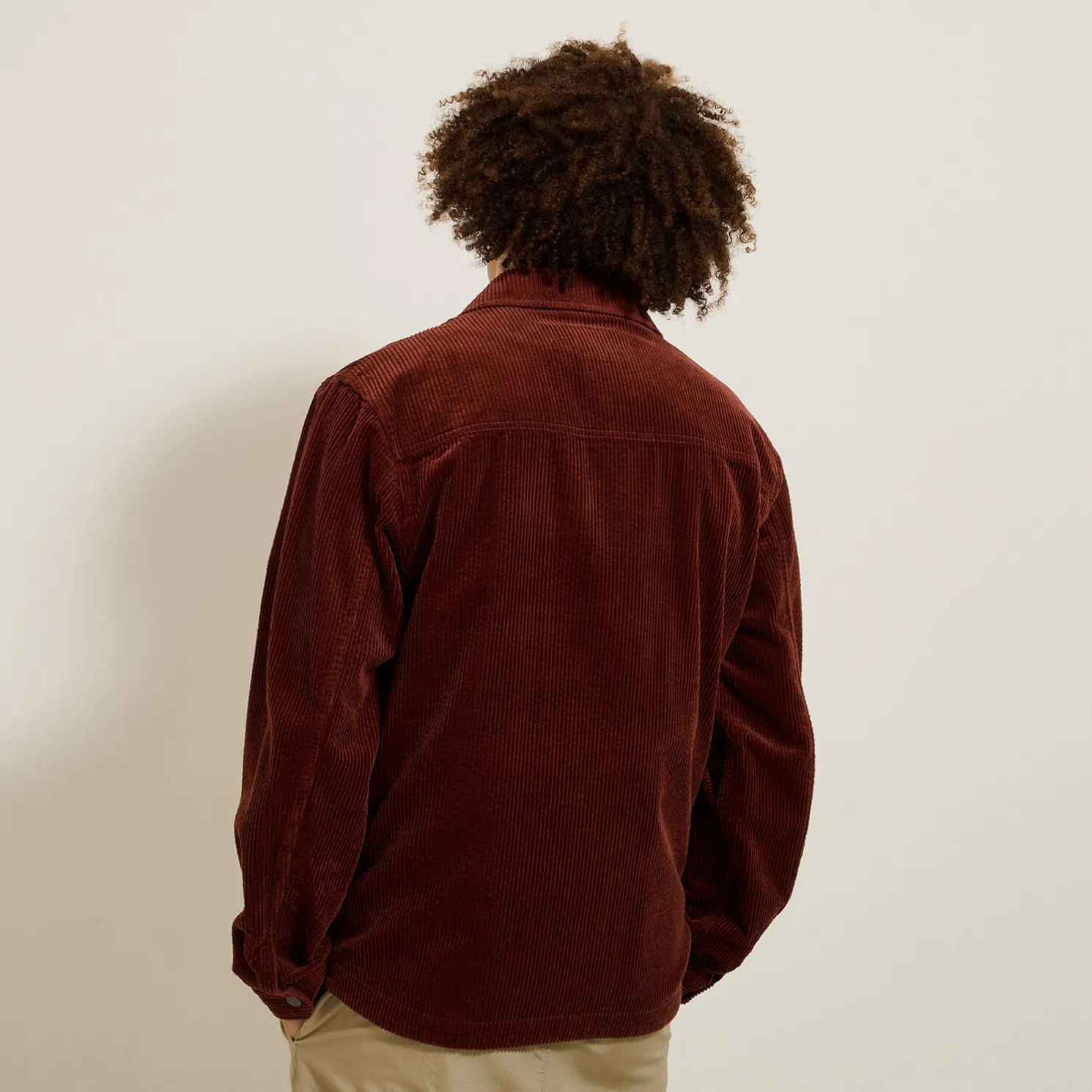 Ribfluwelen overhemdjas met rits