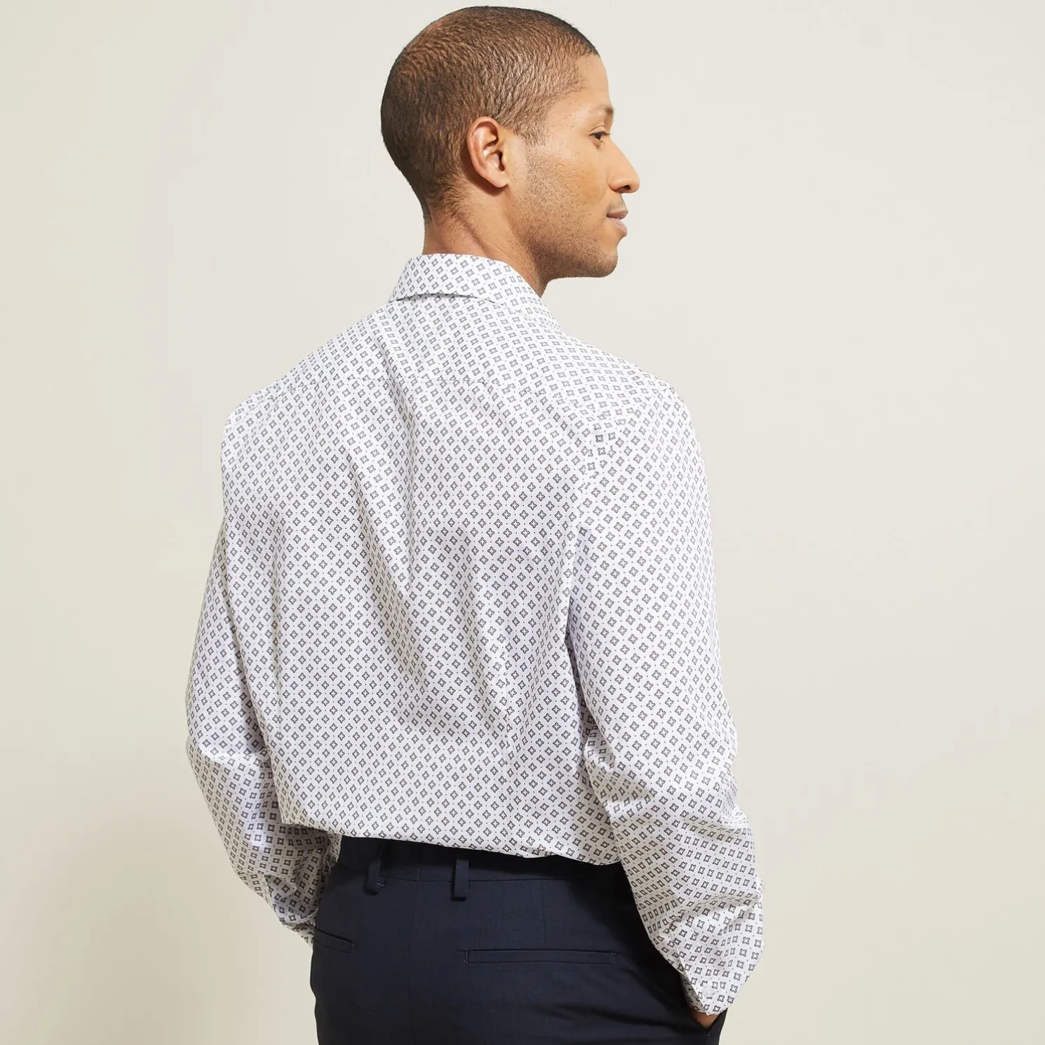 Slim hemd met geometrische print in biokatoen