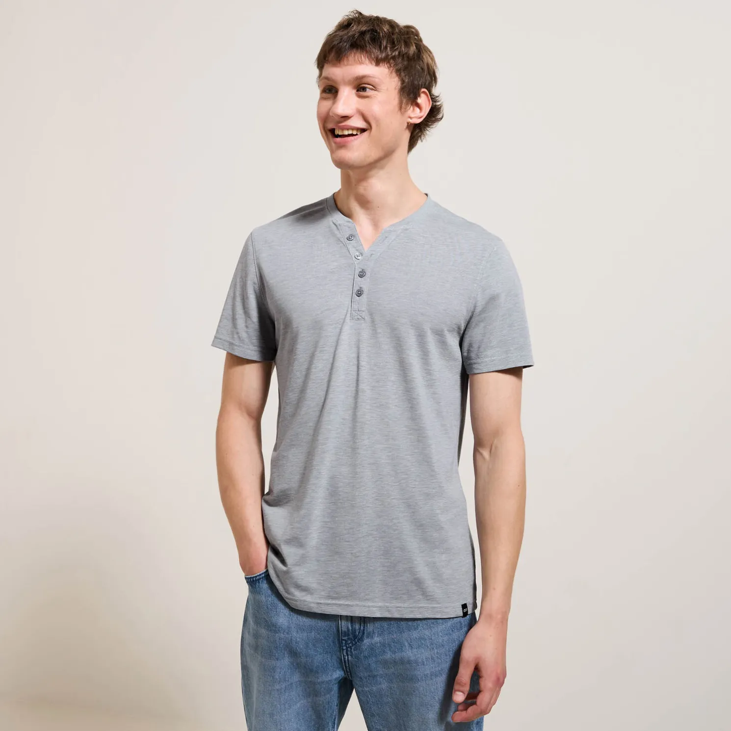 Slim T-shirt met Tunesische kraag