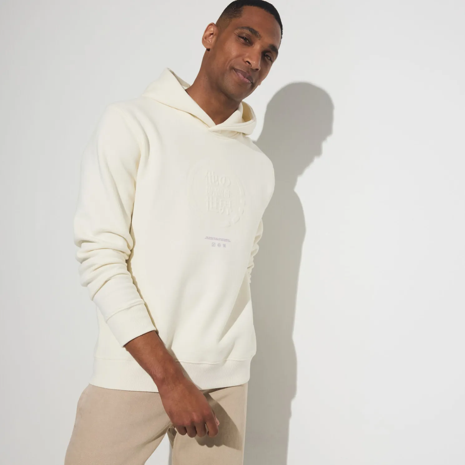 Sweater met kap en reliëfanimatie