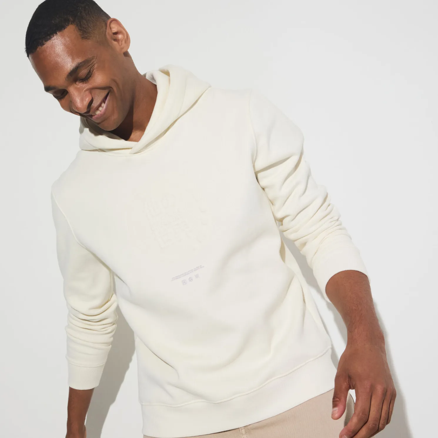 Sweater met kap en reliëfanimatie