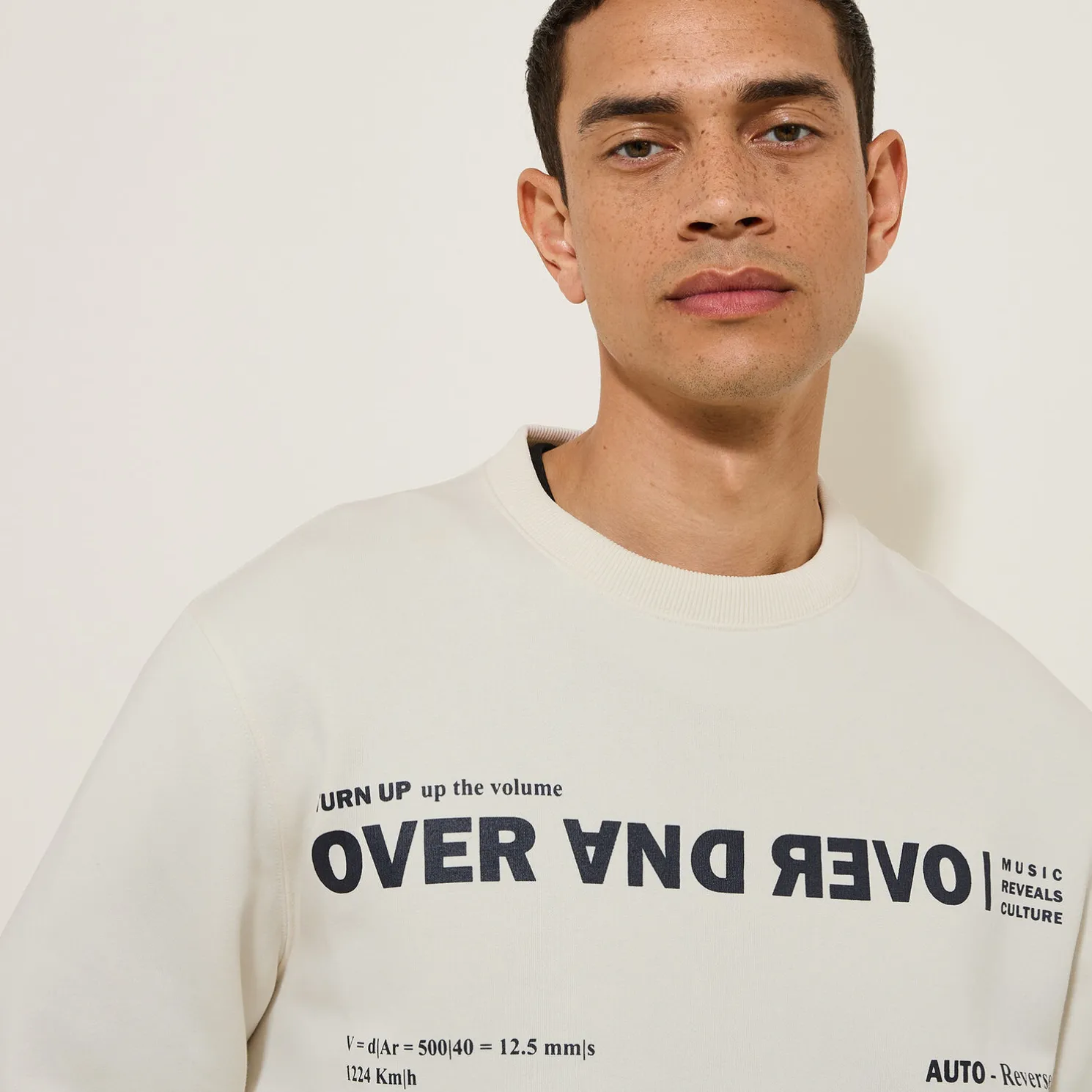 Sweater met ronde hals en print vooraan