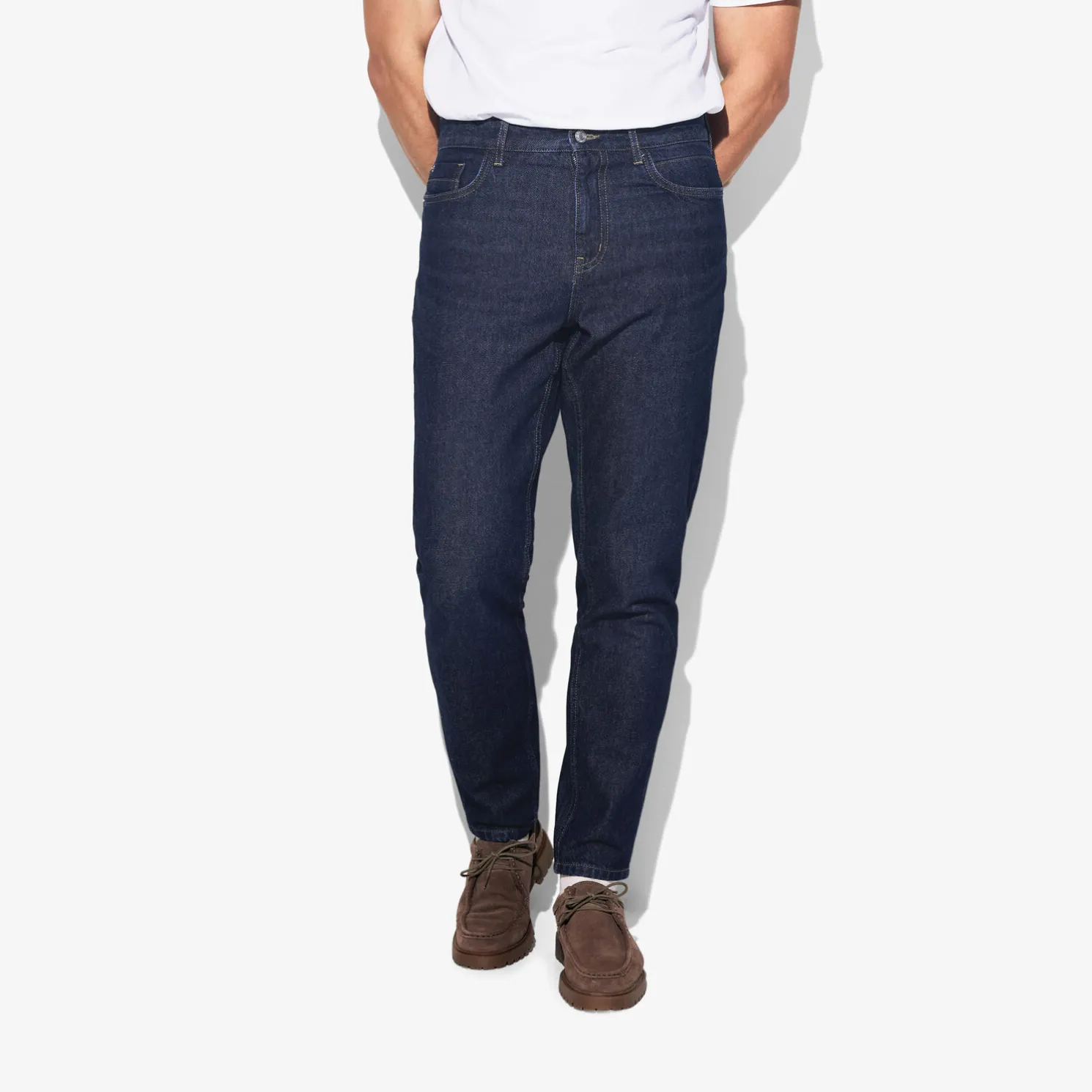Tapered fit jeans