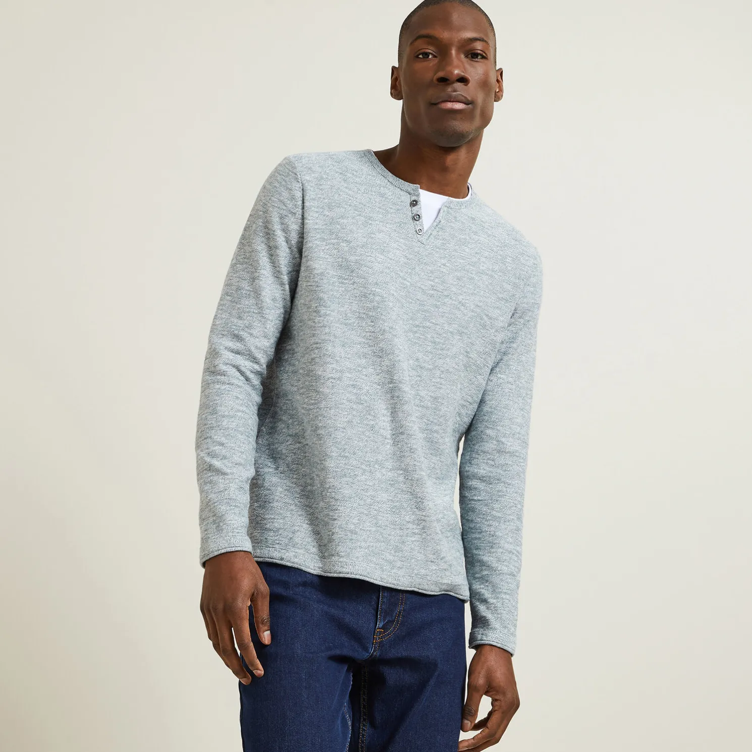 Trui met dubbele halslijn