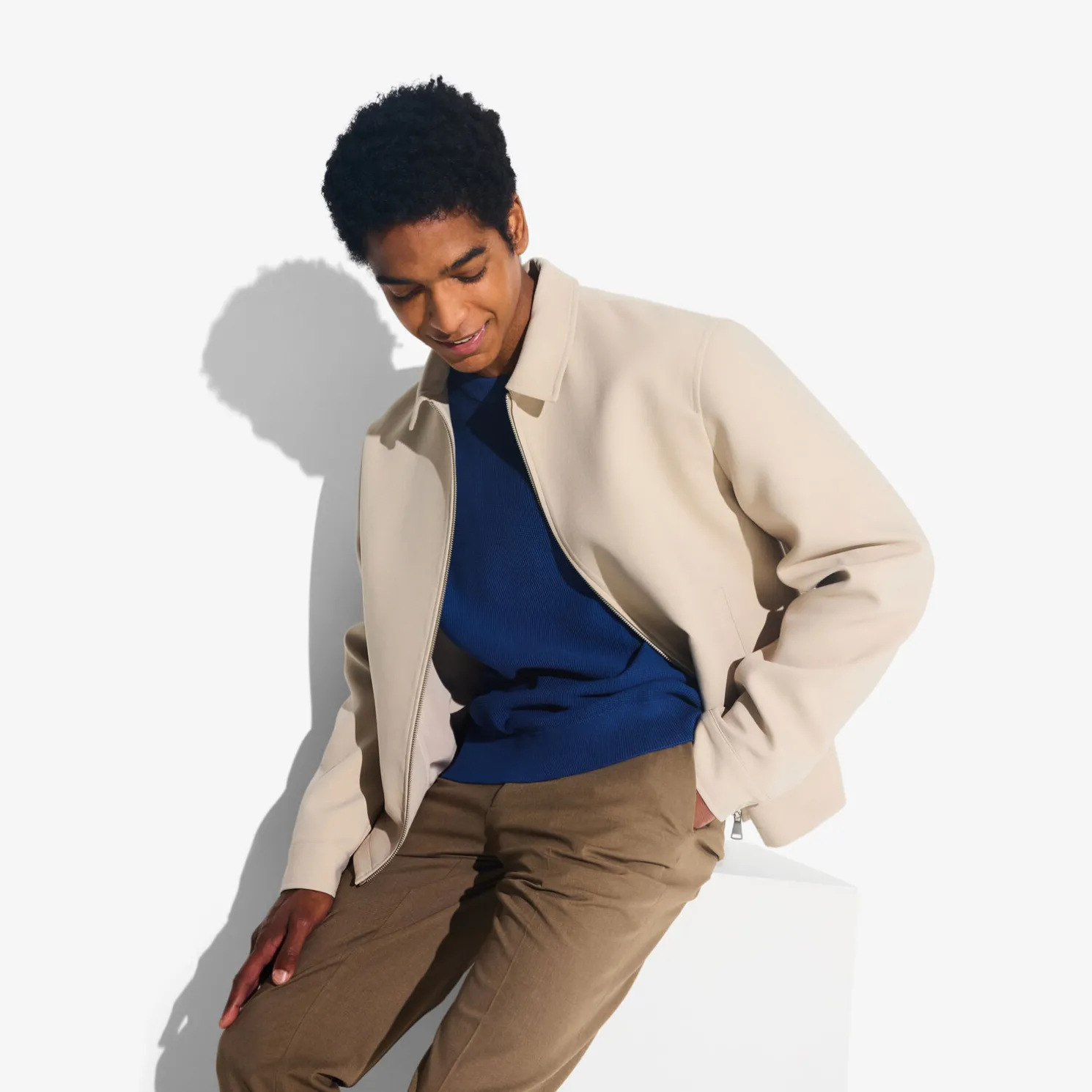 Trui met ronde hals en stekenpatroon