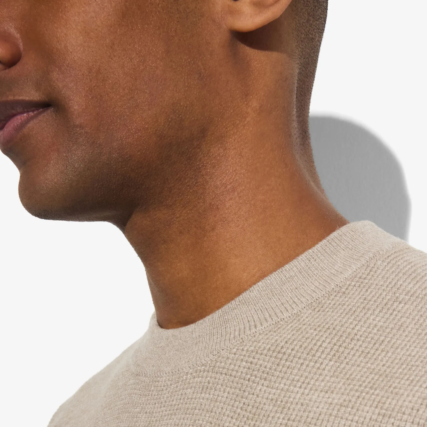 Trui met ronde hals in stekenpatroon