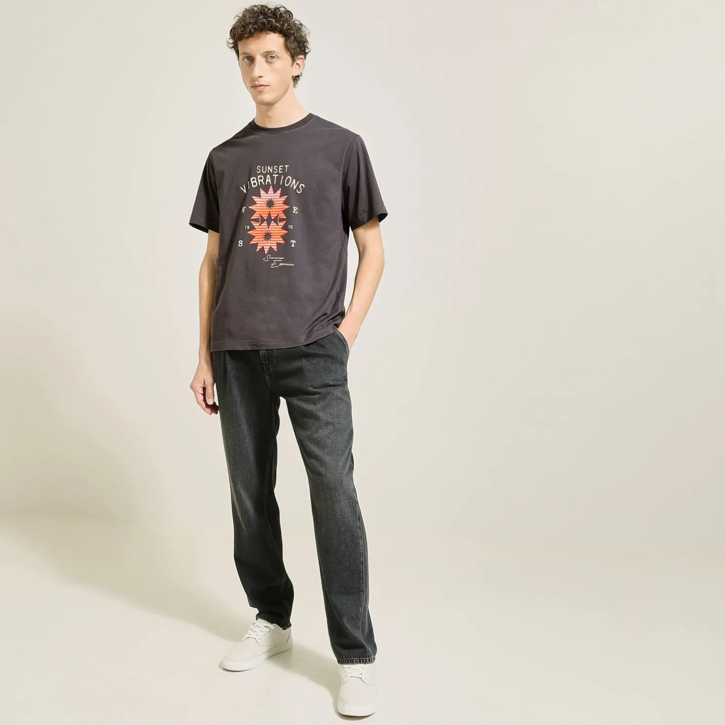 T-shirt aangebrachte print vooraan