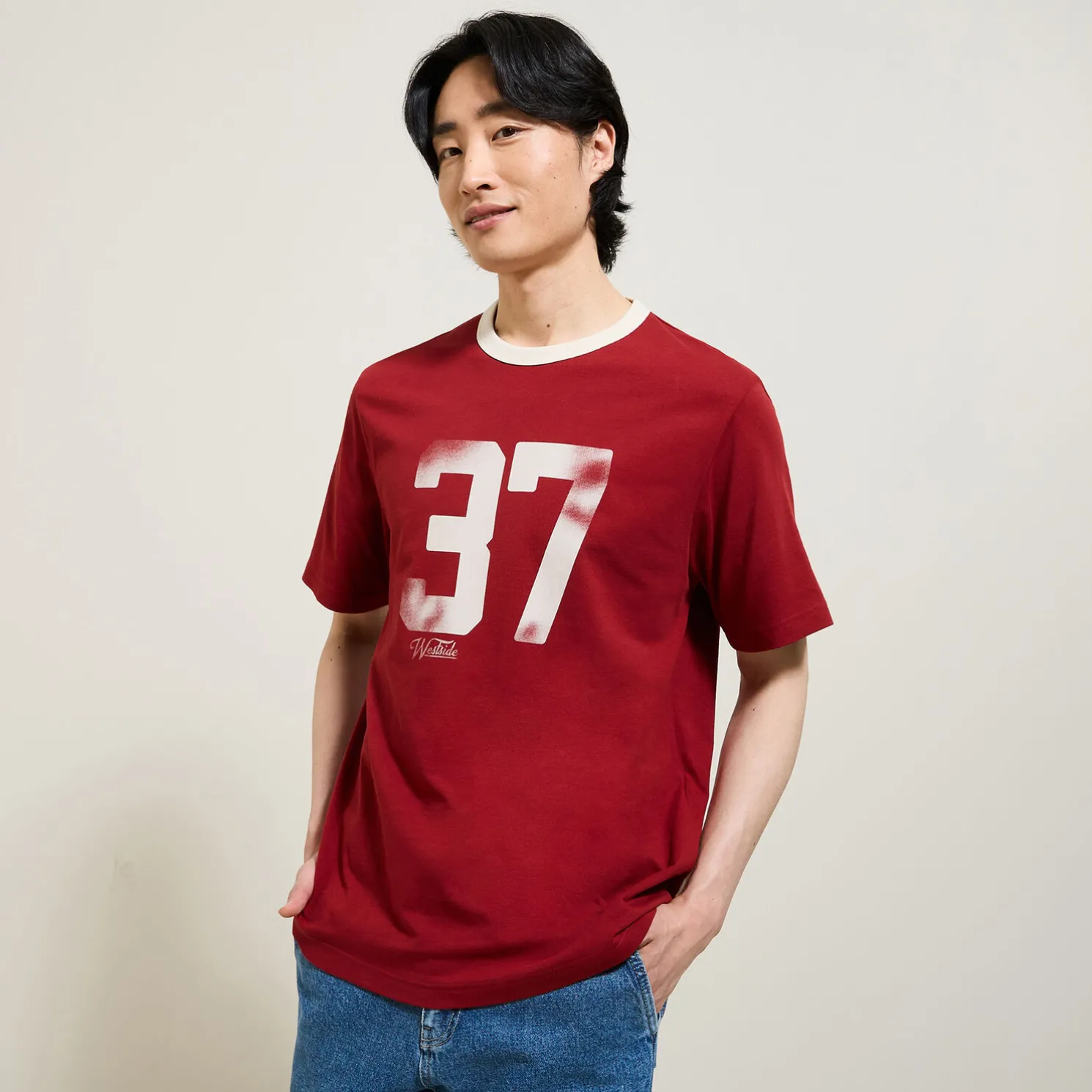 T-shirt met ronde hals, print en contrasterende ve