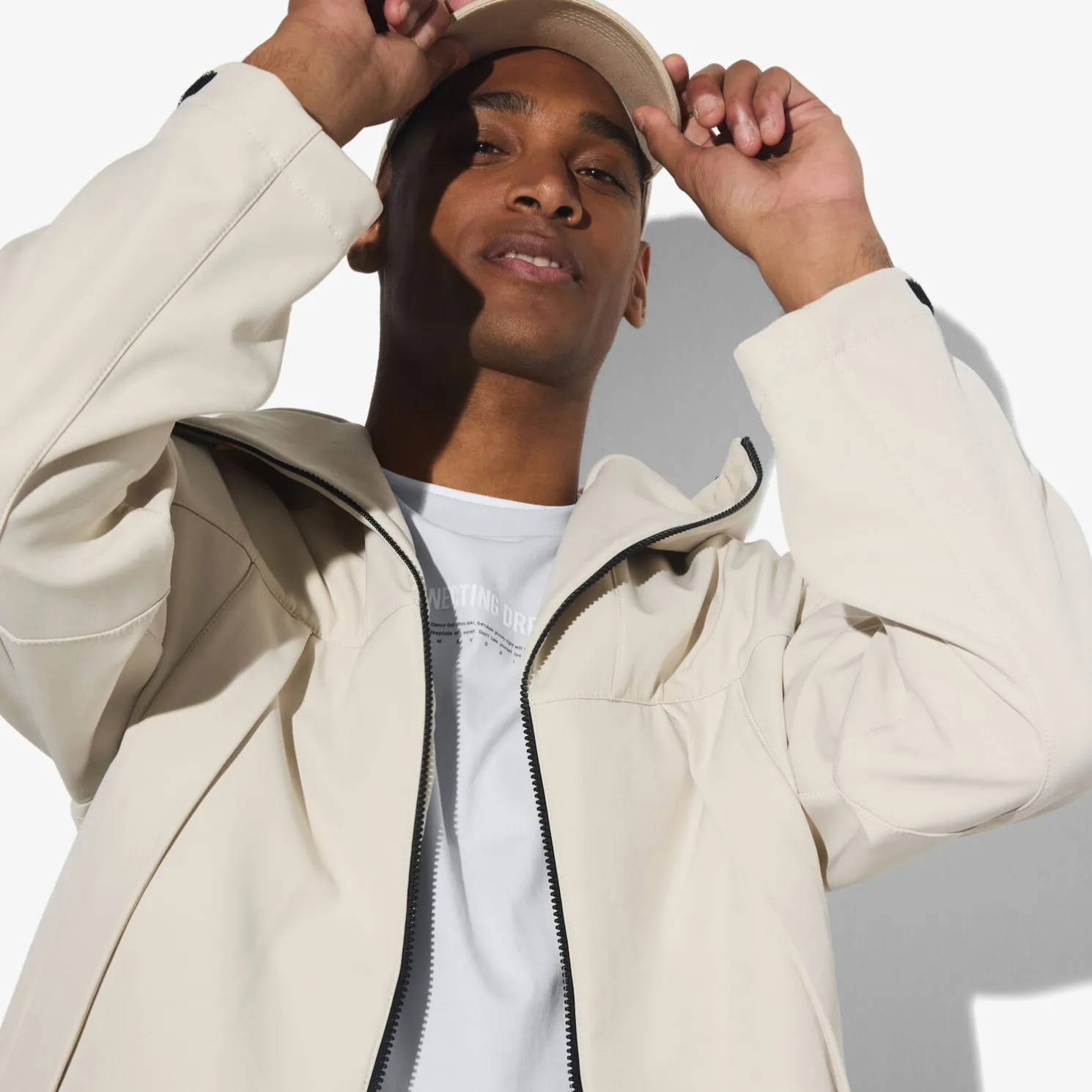 T-shirt met ronde hals en willekeurige print