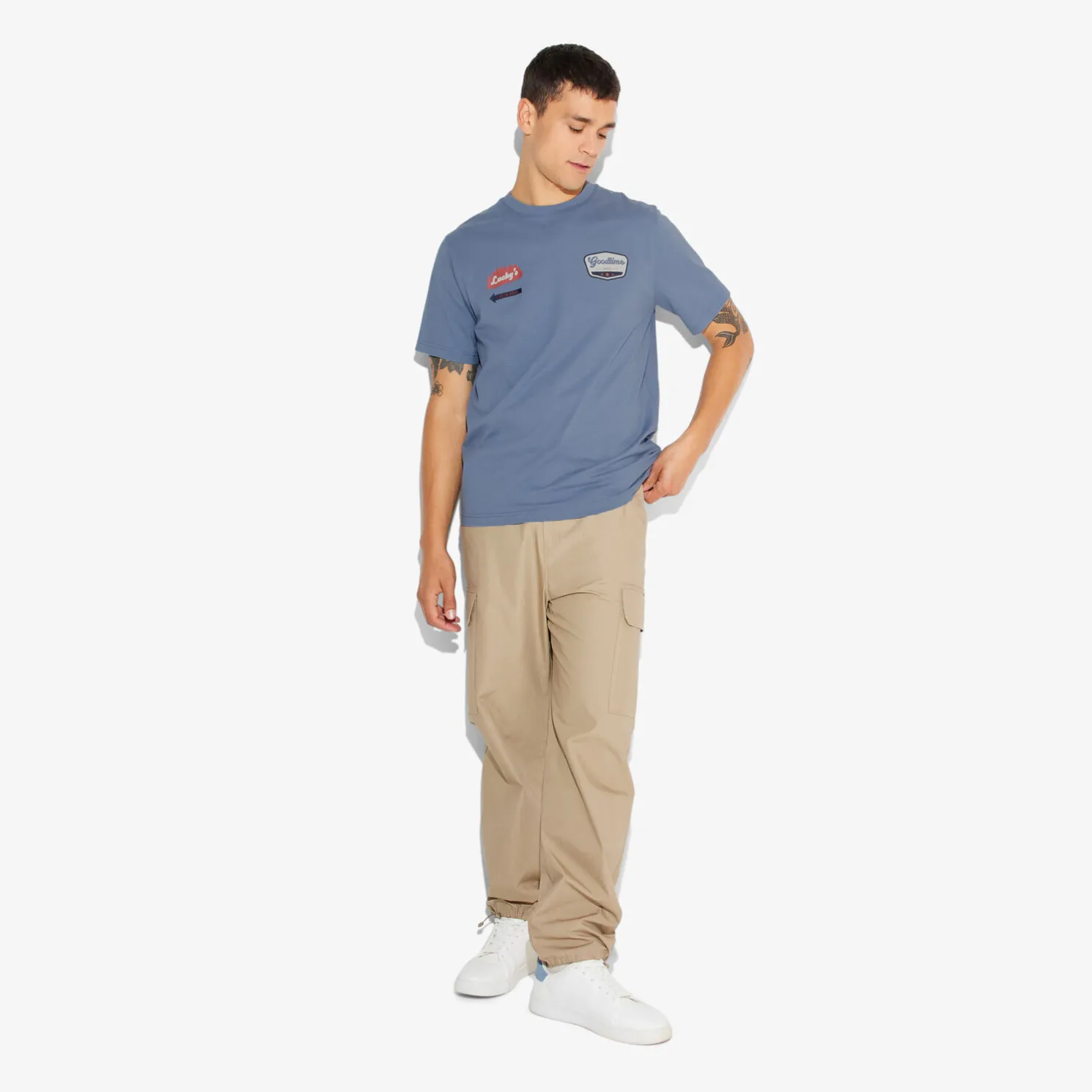 T-shirt met ronde hals en willekeurige print