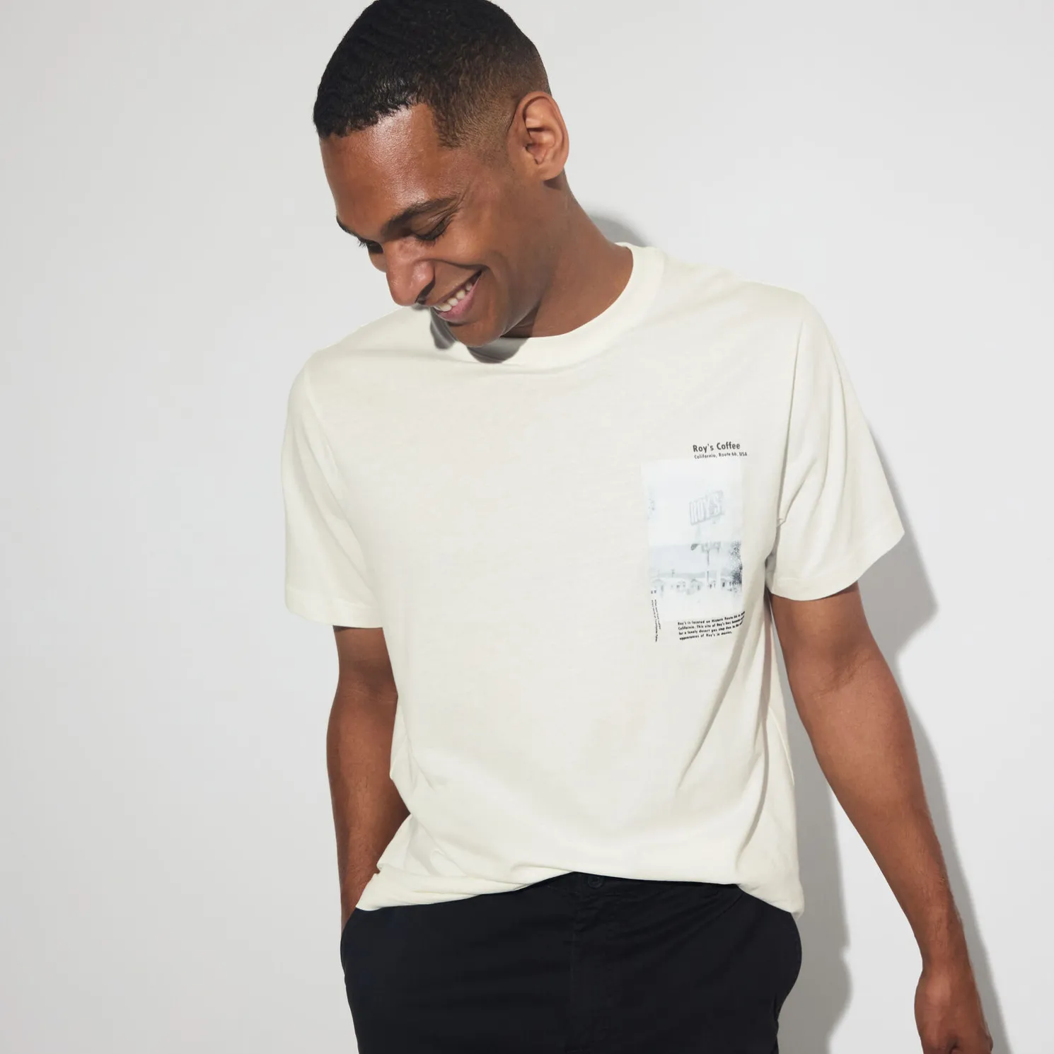 T-shirt met ronde hals en willekeurige print