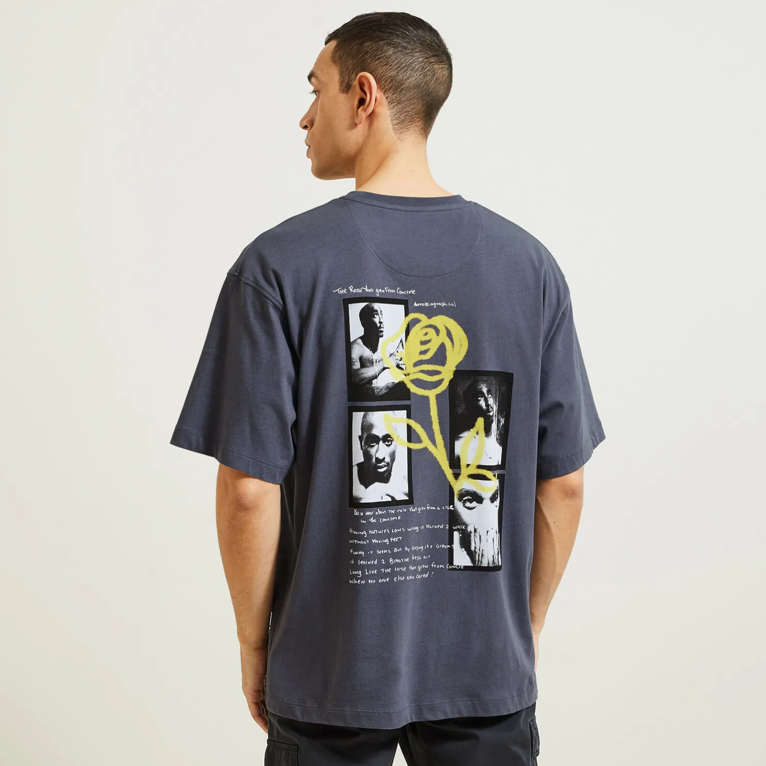 T-shirt, Tupac-licentie