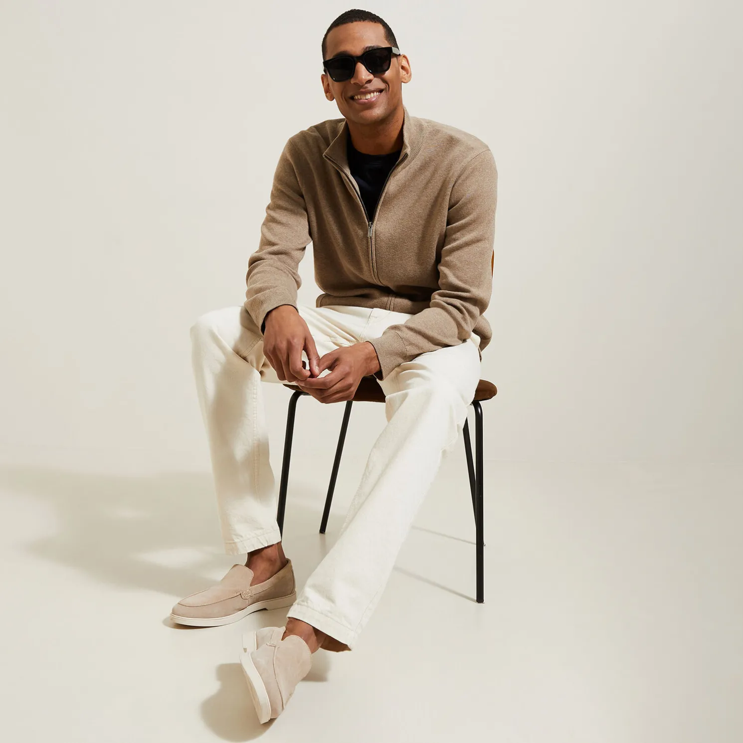 Vest met ristsluiting en opstaande kraag