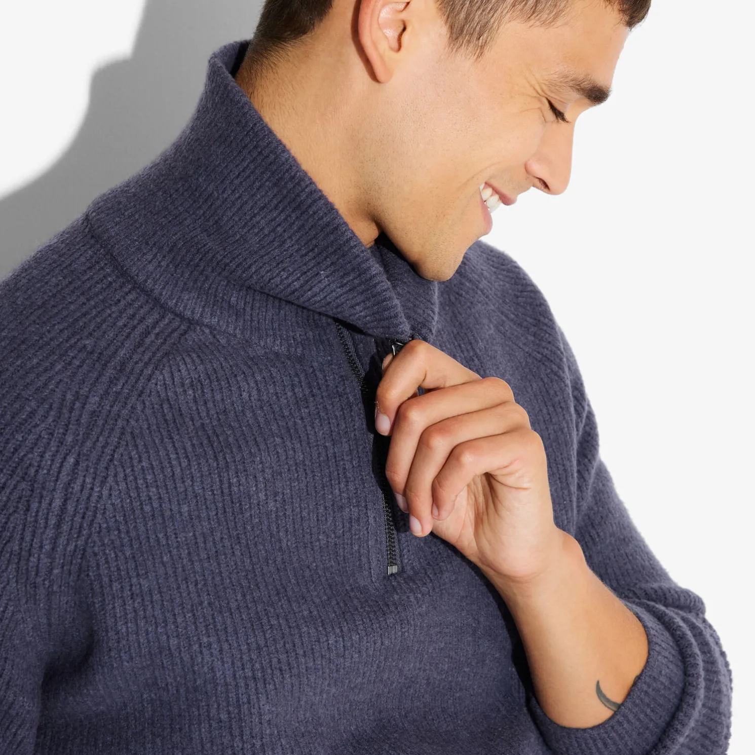 Zachte trui met truckerskraag